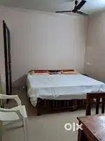 Room sharing for working professionals only