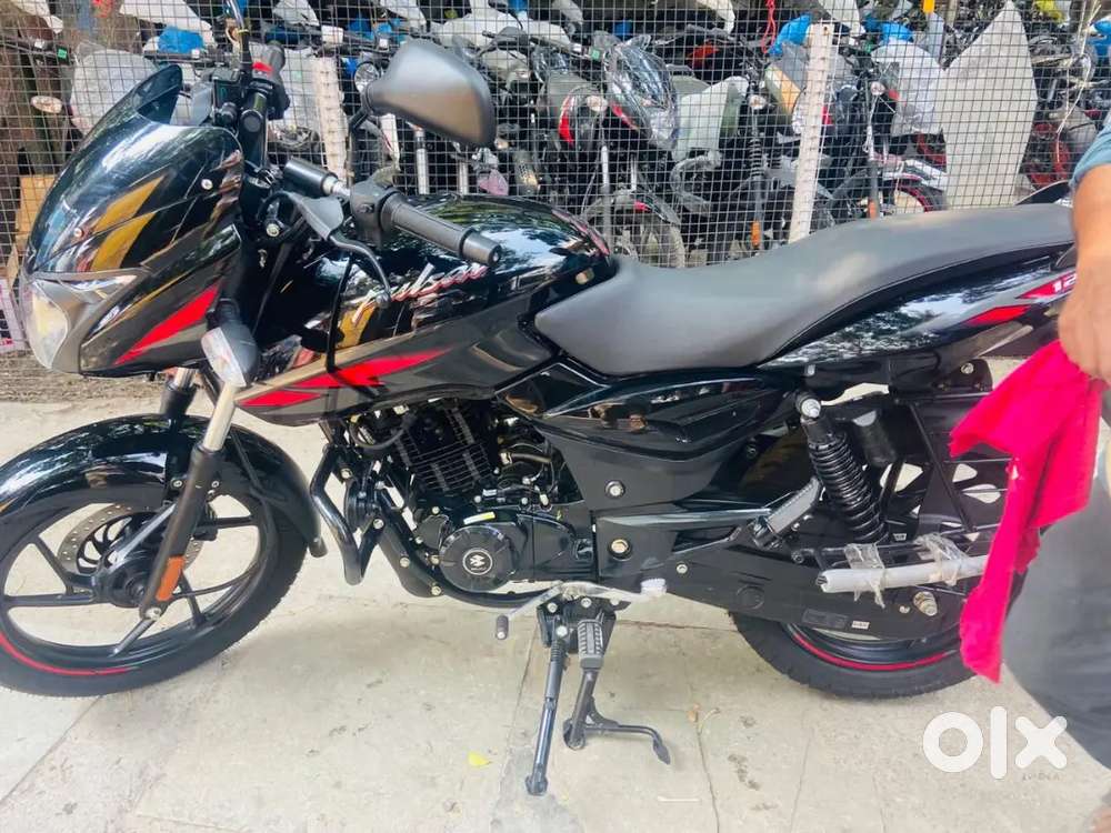 Just pay 14999/- Down Payment on Pulsar 125cc