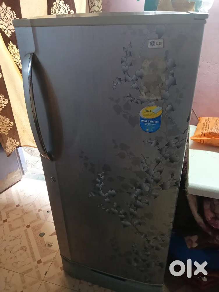 Lg fridge good  condition 200 liter