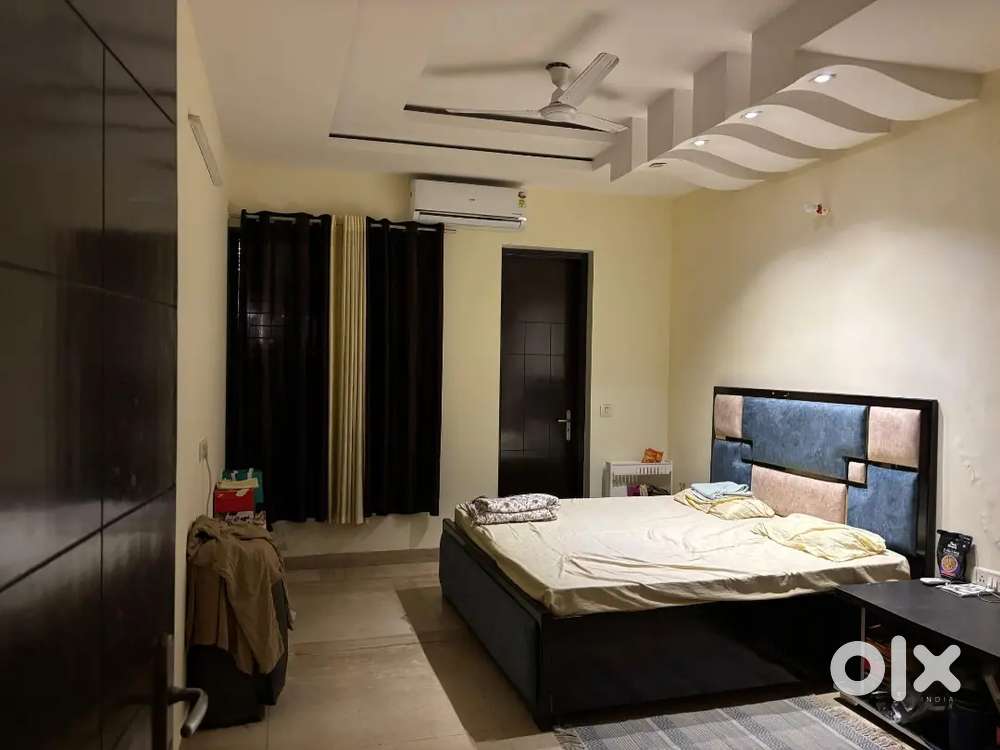 1bhk luxury flat available