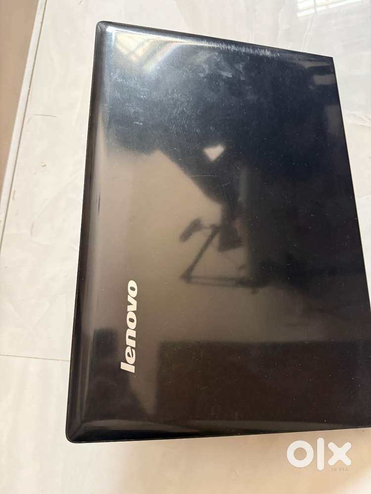 Lenovo Laptop – Intel Core i3, 4GB RAM, AMD Graphics, Good condition