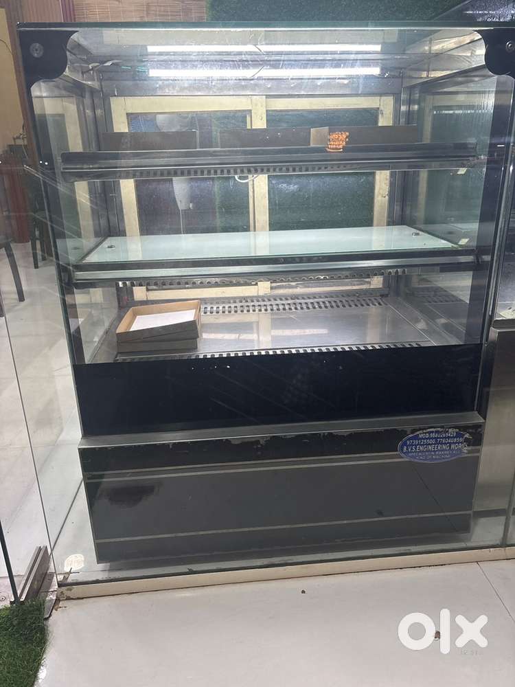 Display fridge