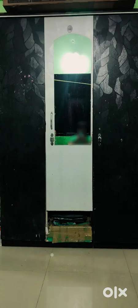 storage cupboard wanted: buyer's collection!