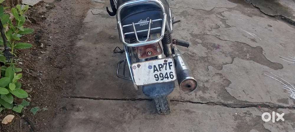 Bajaj kawasaki boxer
