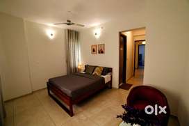 Premium 2/3 BHK Flat for Sale in THYKOODAM  – Prime Location!