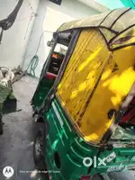 Bajaj cng in excellent condition,Engine ok