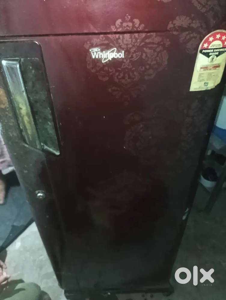 Whirlpool 5 star single door refrigerator