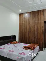 Girl roommate fully furnished