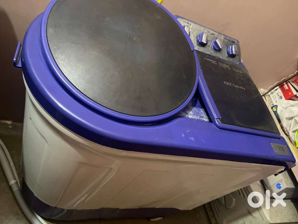 Whirlpool Semi Automatic 2018 model for sale