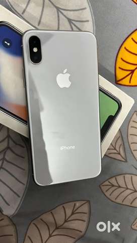 I phone x silver 64 gb mint condition
