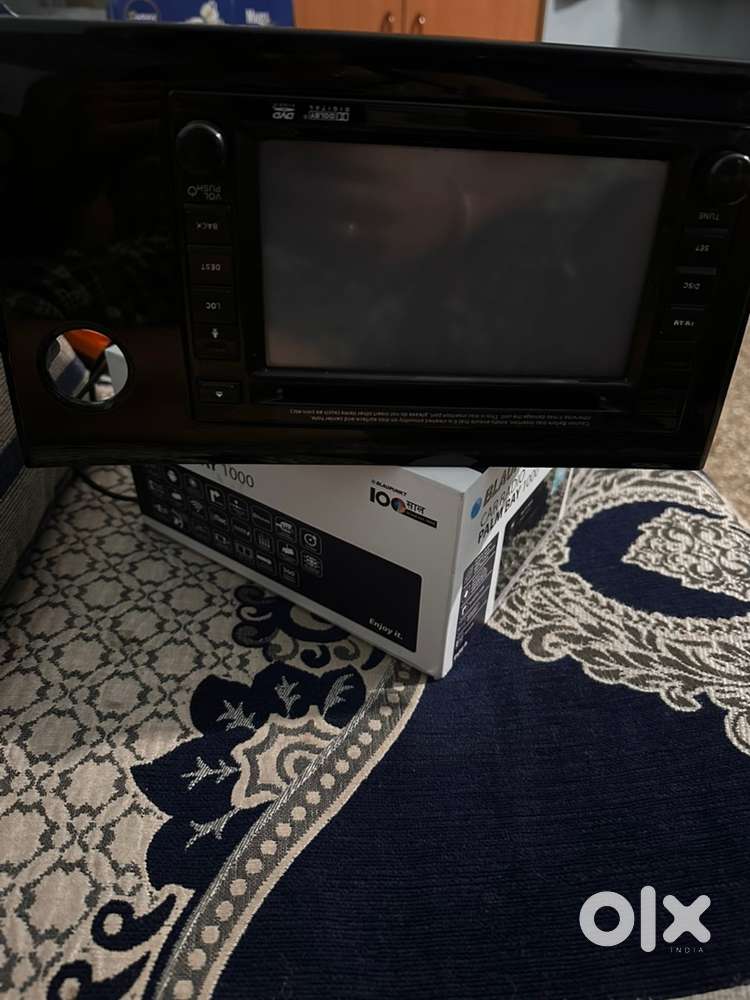 Honda OEM Stereo With Br v Frame