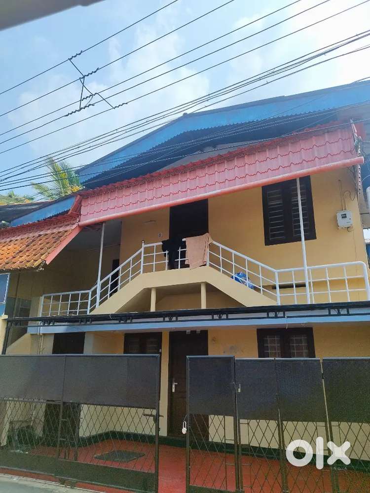 House rent cheranalloor near Aster, Amritha hospital