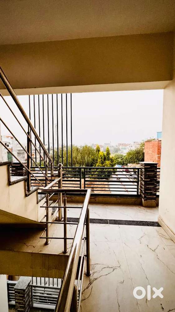 PG FOR BOYS GIRLS 1RK 1BHK  ROOM  ZIRAPKUR MOHALI