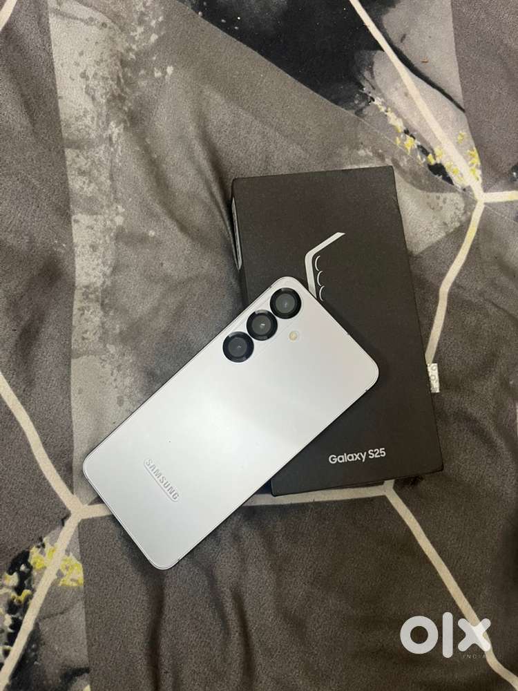 Samsung galaxy s25 , 12 gb ram 256 gb