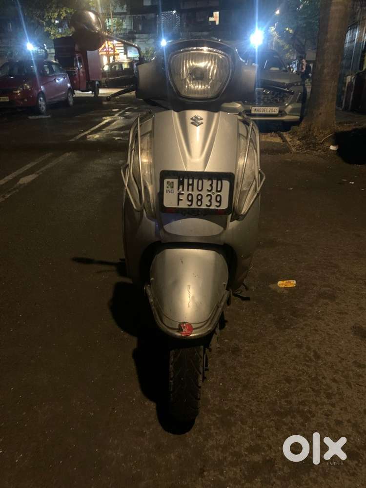 Access 125 special edition