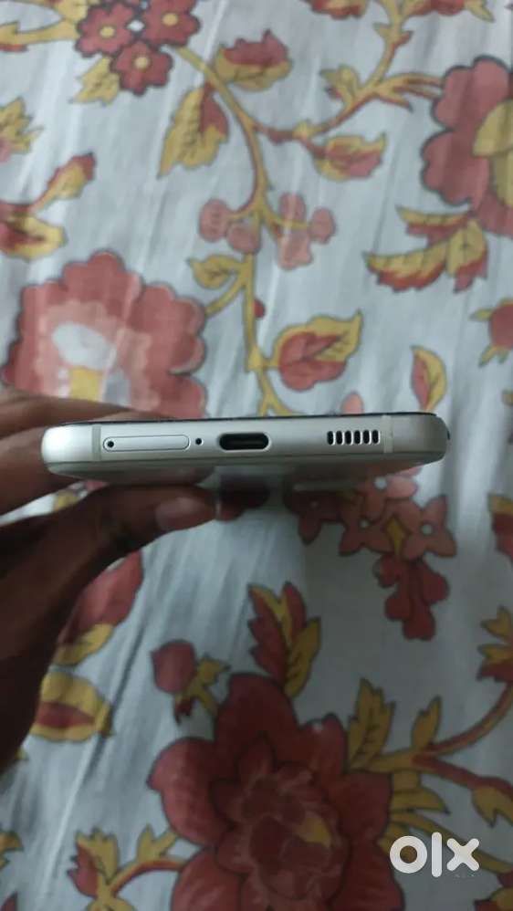 Samsung s21fe 8/256gb