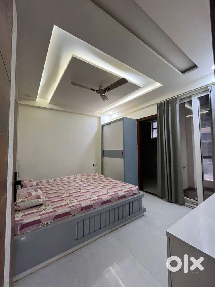 3 BHK SPACIOUS Full furnished FOR FAMILY