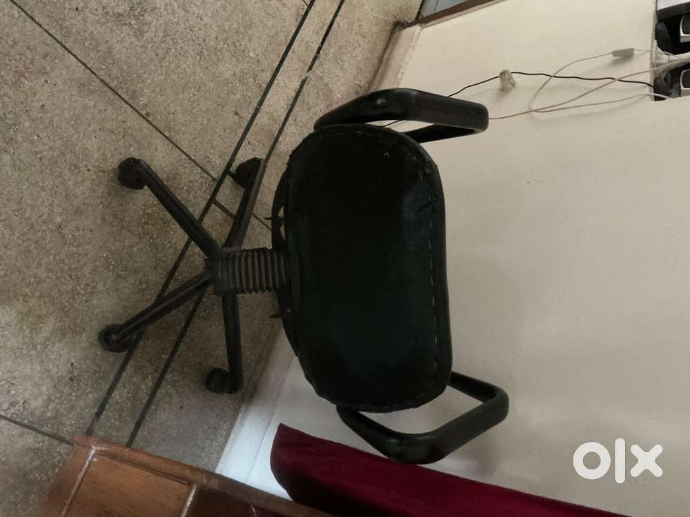 Computer chair