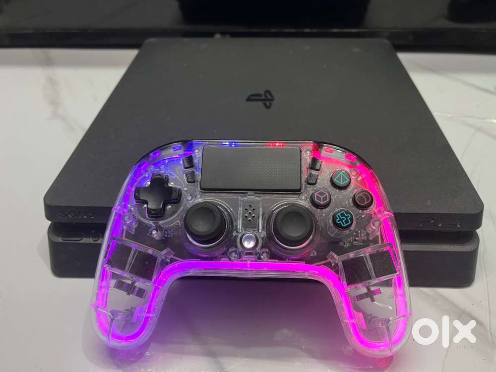 PS4 Slim 1TB + Wireless Controller  Excellent Condition