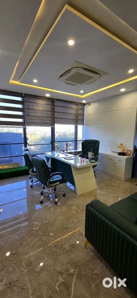 Luxurious office for available for rent