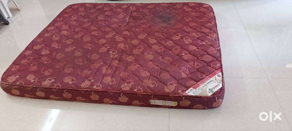 Mattress 72 inches X 60 inches X 5 inches thick
