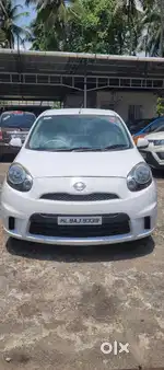 Nissan Micra CVT XV, 2015, Petrol