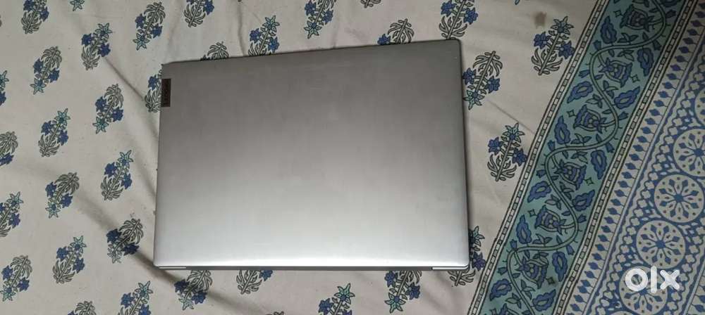 i3 10th generation 12GB RAM 256GB SSD 6GB INTEL INTEGRATED GRAPHICS