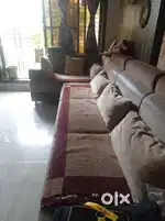 L shape sofa with 2 cushions