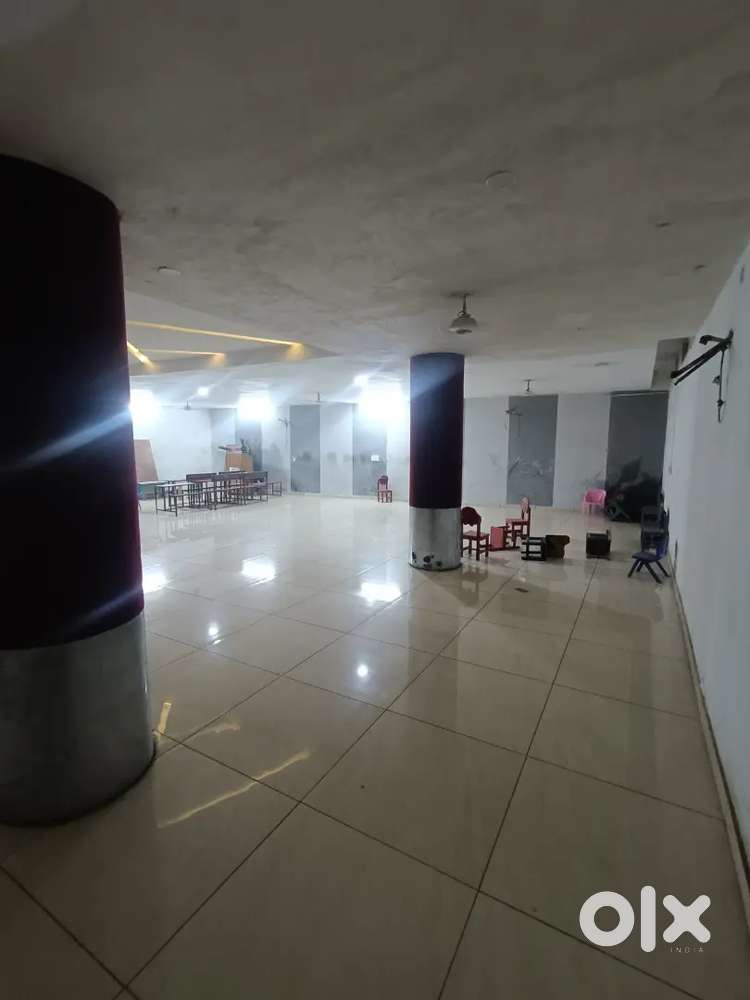 Basement, warehouse both are available