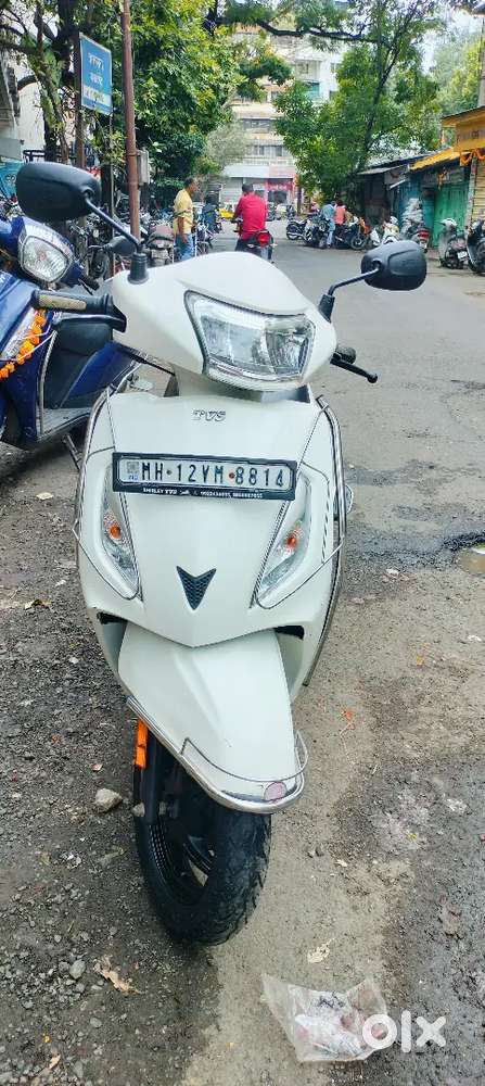 A TVS Jupiter bike is good condition