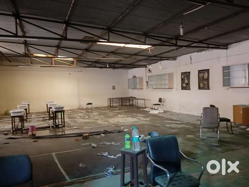 Godown for Rent near kargi chowk.