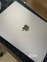 MacBook Air -M3-15inch /16GB Ram/256