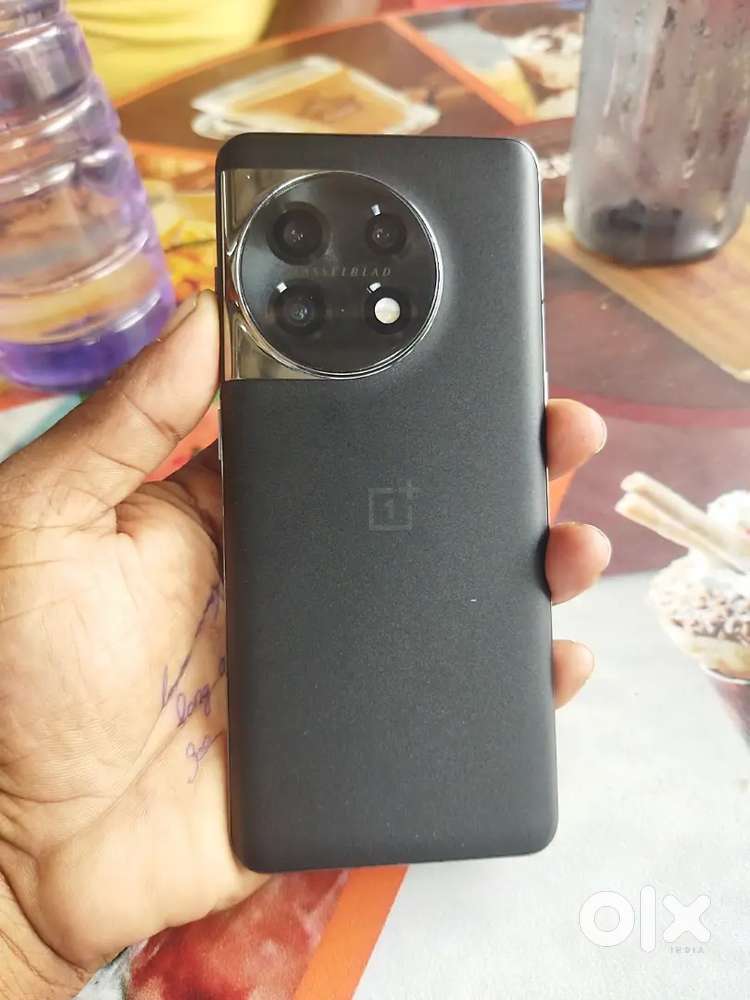 Oneplus 11 16gb@256 excellent condition