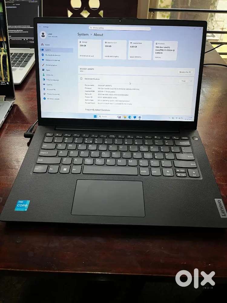 Lenovo V14 G2