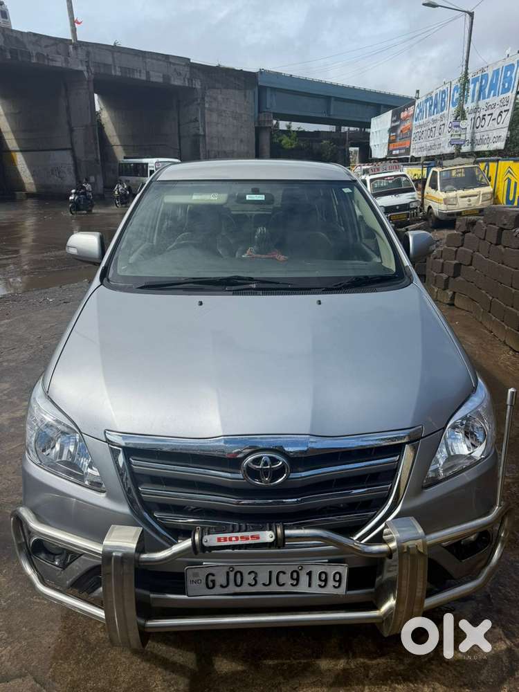 Toyota Innova 2016 Diesel Well Maintained