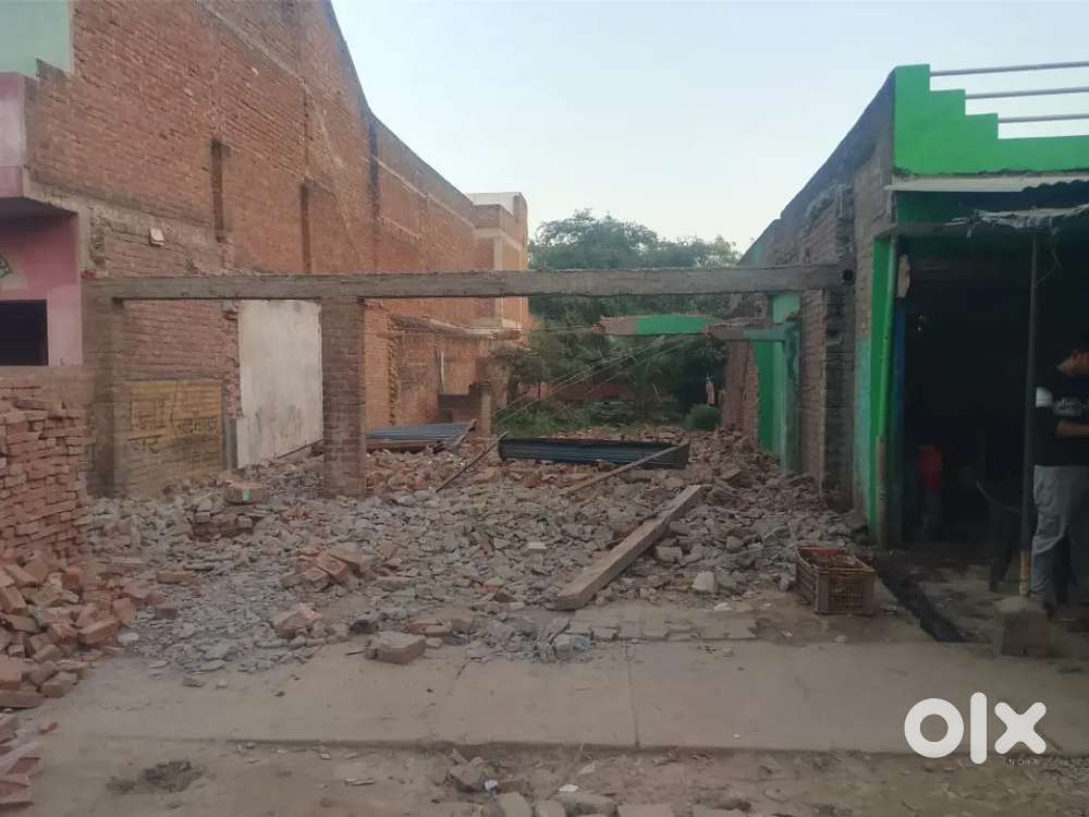 Commercial Plot/Space on Main Road – Ideal for Bank/Showroom/Warehouse