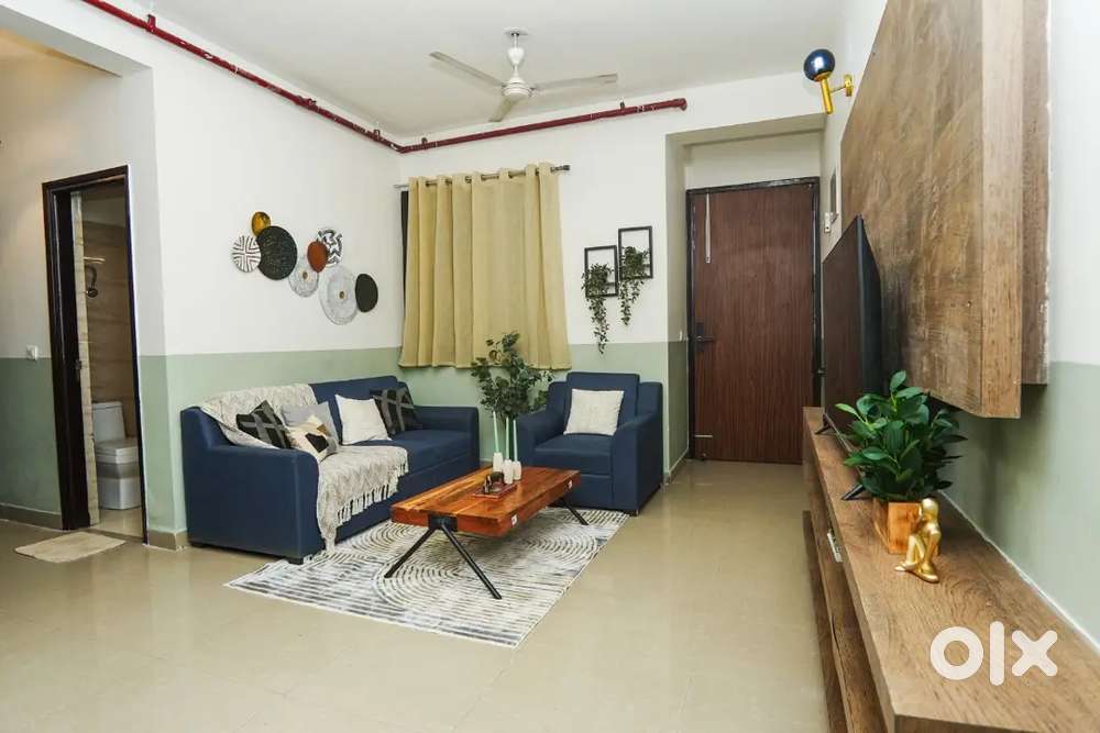 2 bhk fully furnished flats available in Gour city Greater noida west