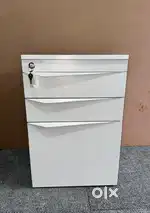 Refurbished Pedestal box available in low price