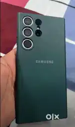 Samsung' s23 ultra only 4 month old with bill box warranty