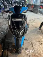 Ntorq 125 race edition blue color