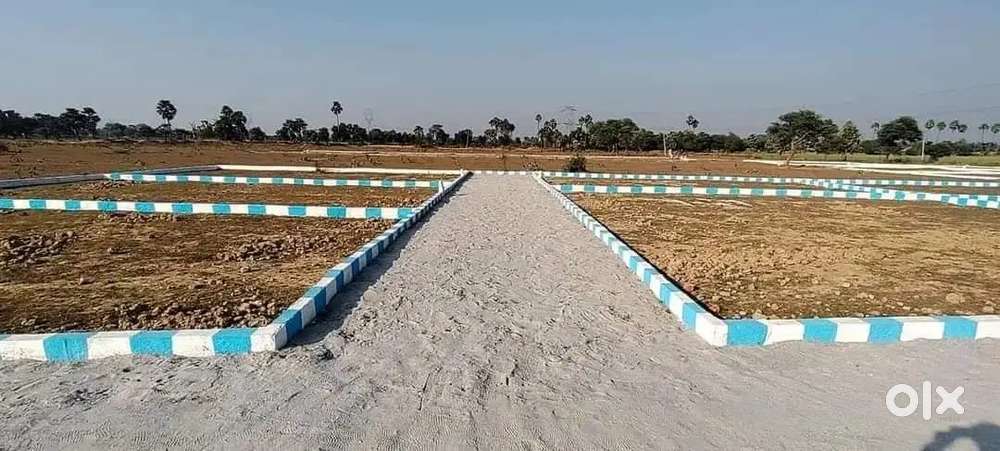 सुल्तानपुर हाइवे पर गोसाईगंज मार्केट के पास आवासीय प्लॉट