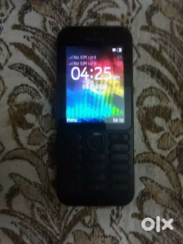 Nokia 215 mobile