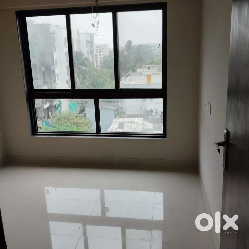 1/2BHK ready to move in kurla west near phoenix mall