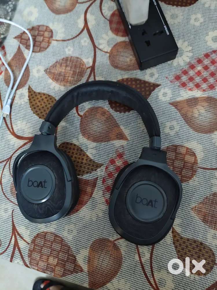 BOAT HEADPHONE ROCKERZ 550 EARPHONE