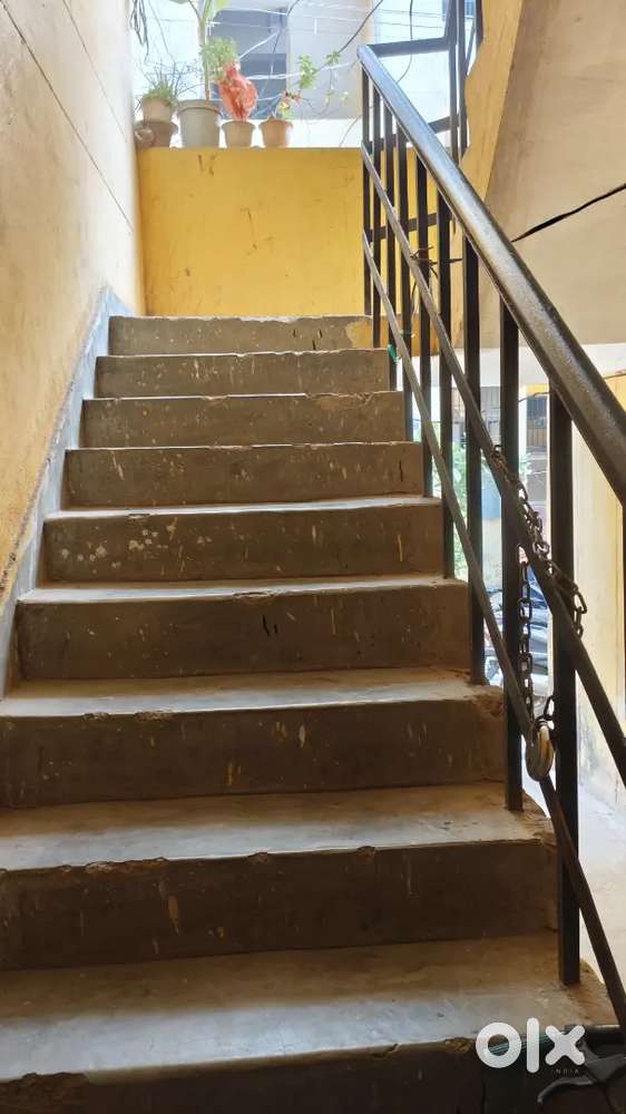 1 bhk for rent in sugam vihar near Vishal mega Mart , s