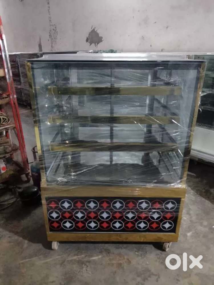 Cake counter fridge