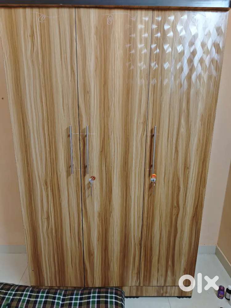 Computer Table, Shoe Rak, 3 Door Wardrobe