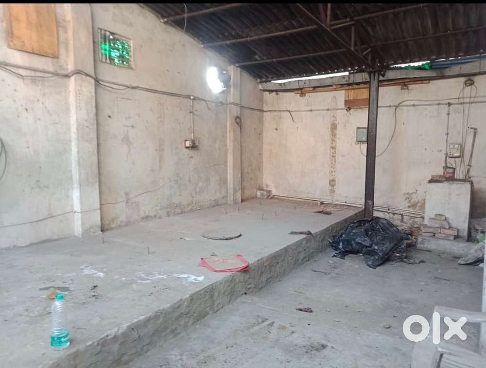 Small factory godown warehouse rent.