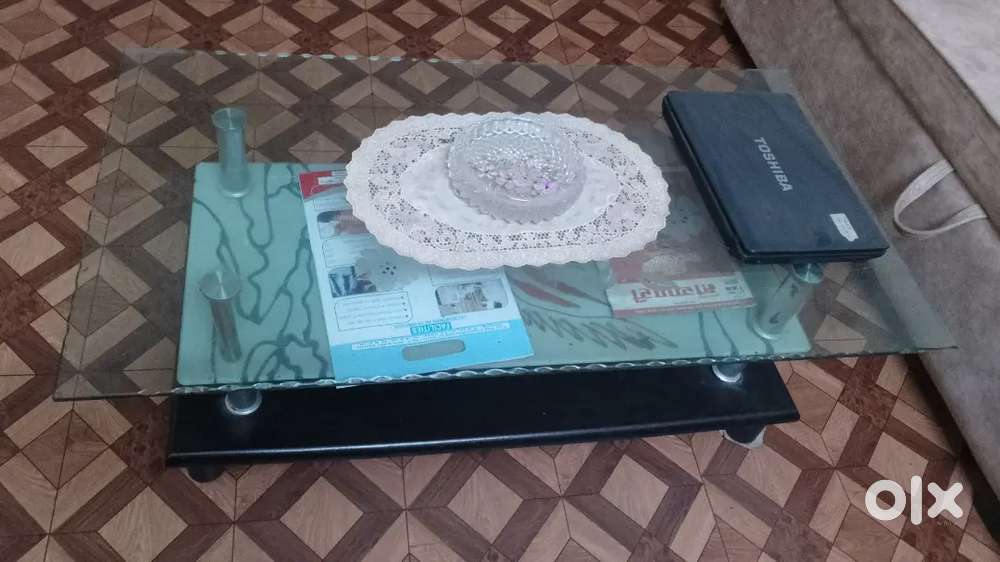 Centre table for sale