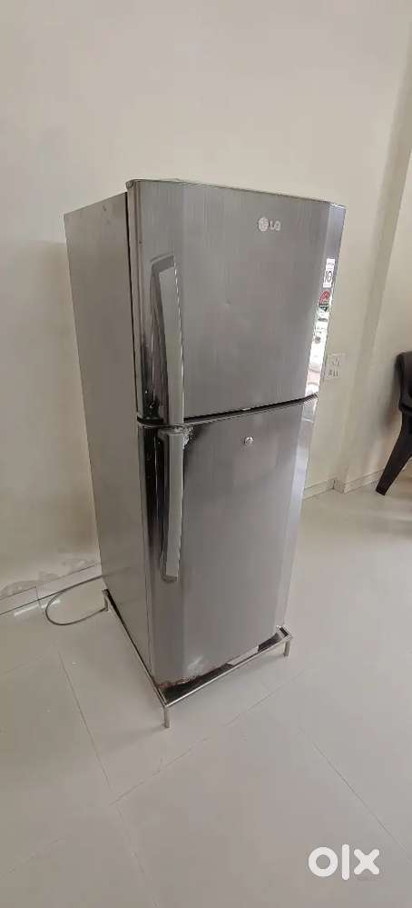 LG Double Door Refrigerator 240 L